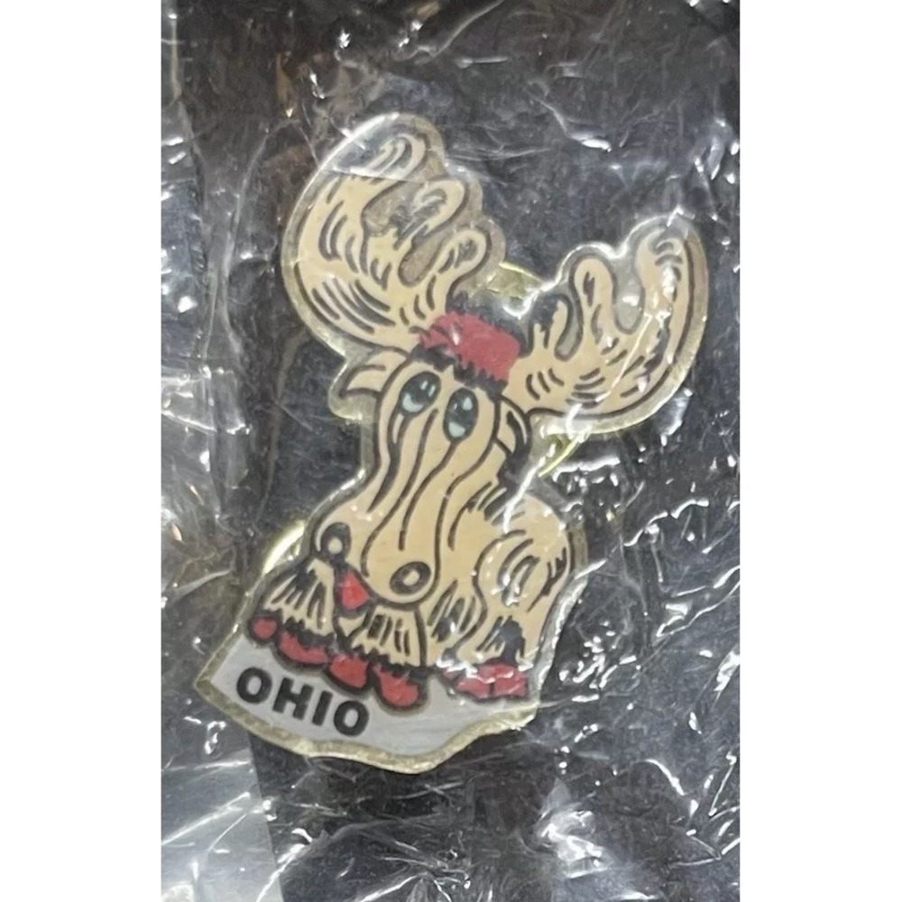 Vintage Ohio Cartoon Moose Enamel Souvenir Lapel Pin